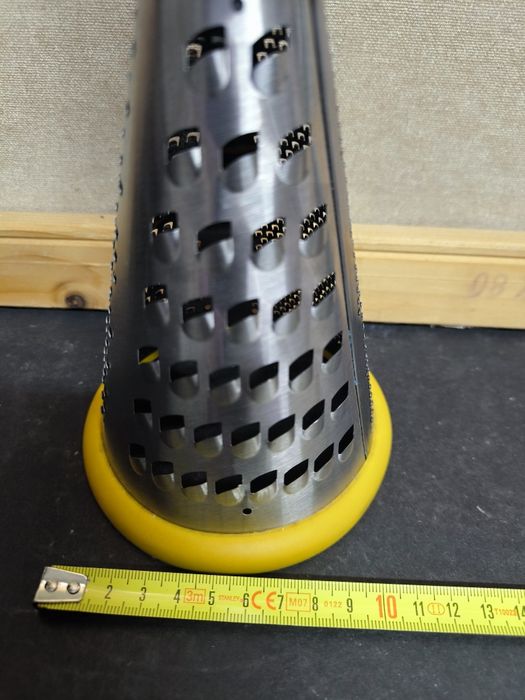 Ralador de Queijo ou legumes - Formato Cone