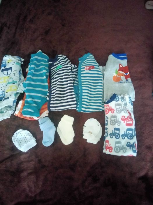 Продам пакет речей для новороджених