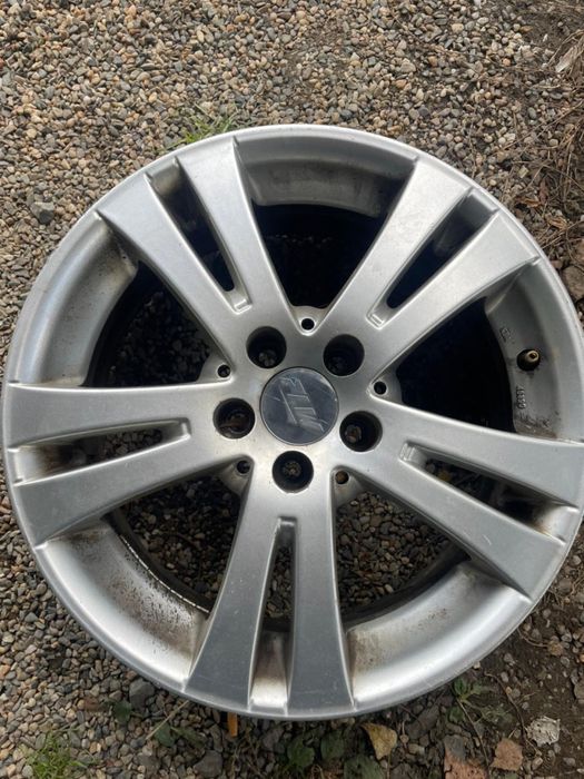 Титани р 16 в хорошому стані 4 шт комлект!!!