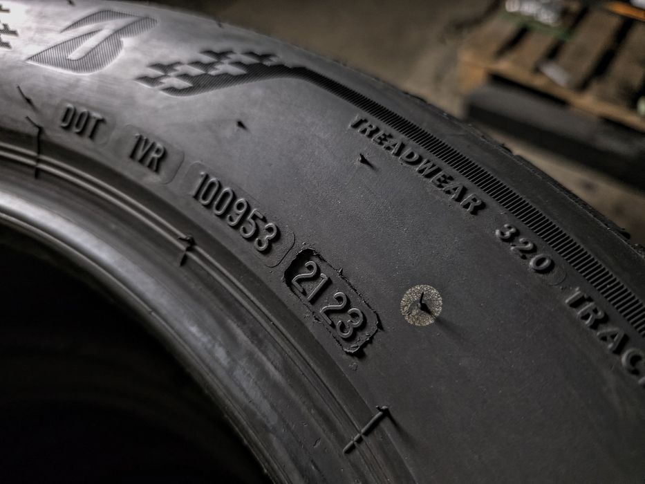 205/60r17 Bridgestone | 2023 | 6.5mm | Hungary | Преміум шини | 4шт