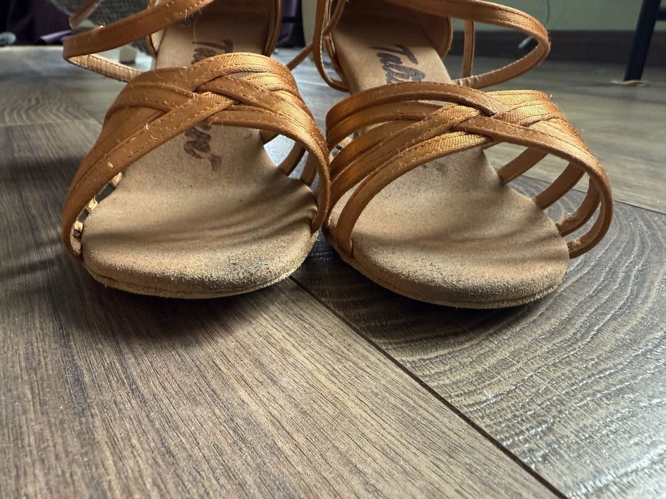 Туфлі для бальних танців 23,5 см