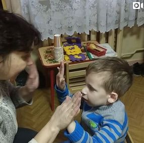 Логопед-дефектолог вищої категорії.