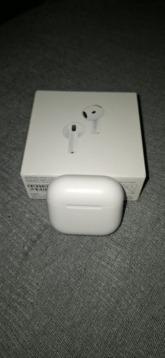 AirPods 4 com Cancelamento de Ruído – Excelente Estado