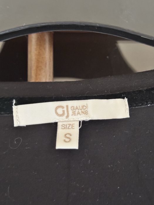 Кофточка Gaudi