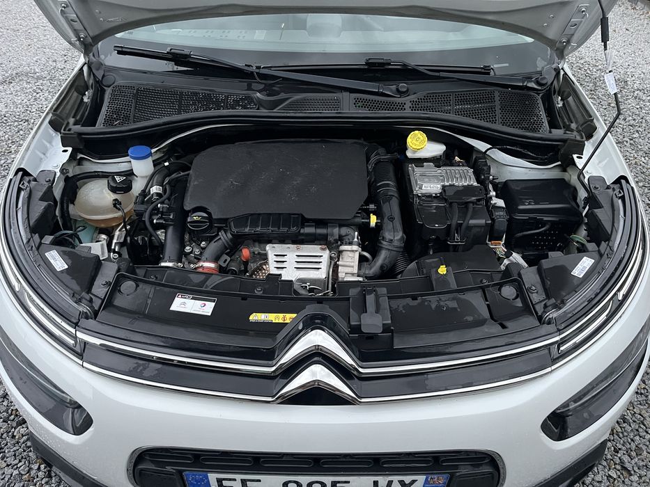 Citroen c4 Cactus lift benzyna 1.2 130km kamera parki alu biała perła hak niski przebieg