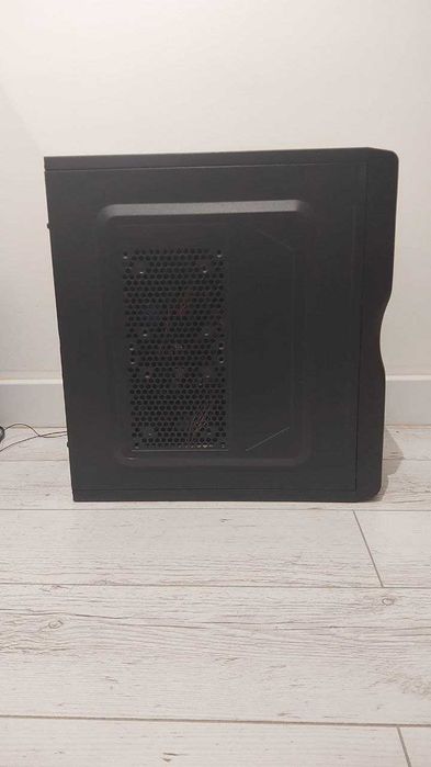 Комп'ютер для роботи/навчання + клавіатура з мишею бездротові