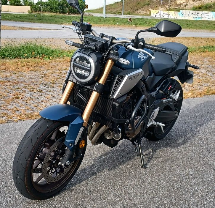 Honda CB650R (Full Power) – Como Nova - Muito Estimada