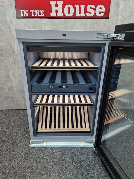 Винний холодильник Miele KWT 6422 iG чорний обсидіан 2023 Виставка