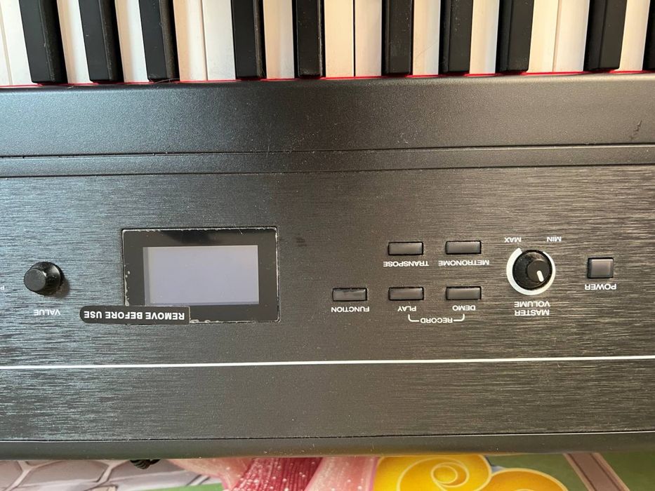 синтезатор Alesis