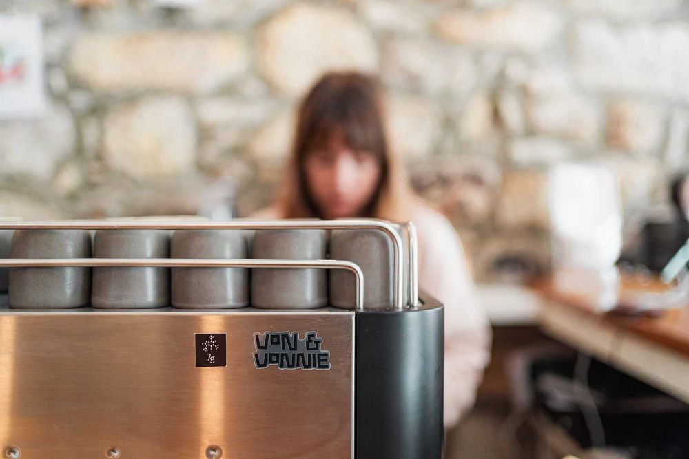 Conjunto de loiça ideal para casa ou para uma cafetaria