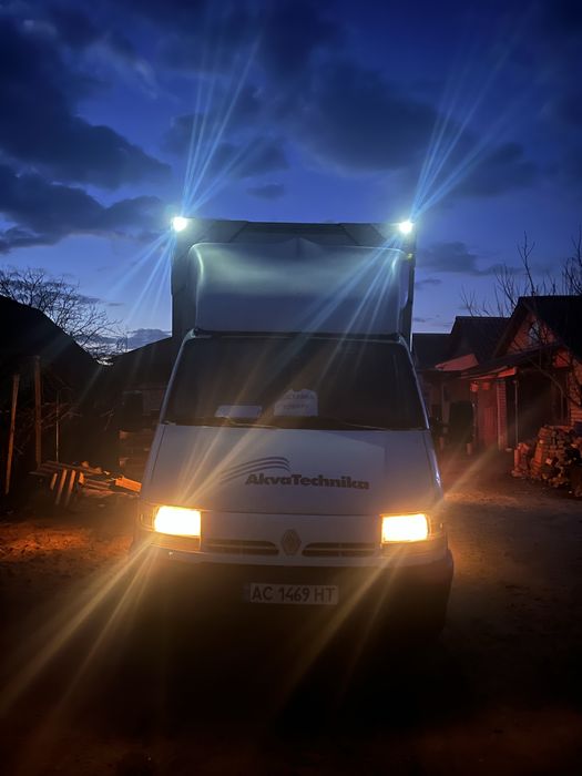 Продам  бус  Рено мастер