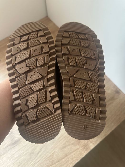 Угги для дівчинки