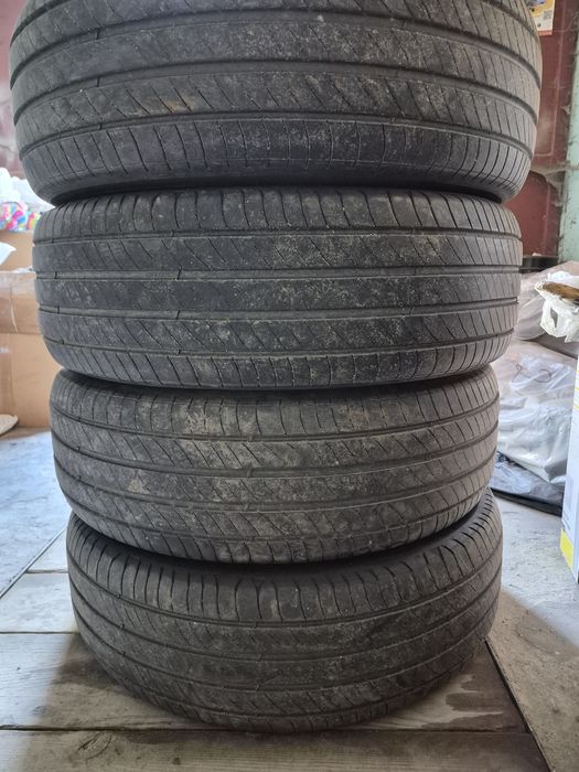 Продам шини MICHELIN Primacy 4 225/65R17