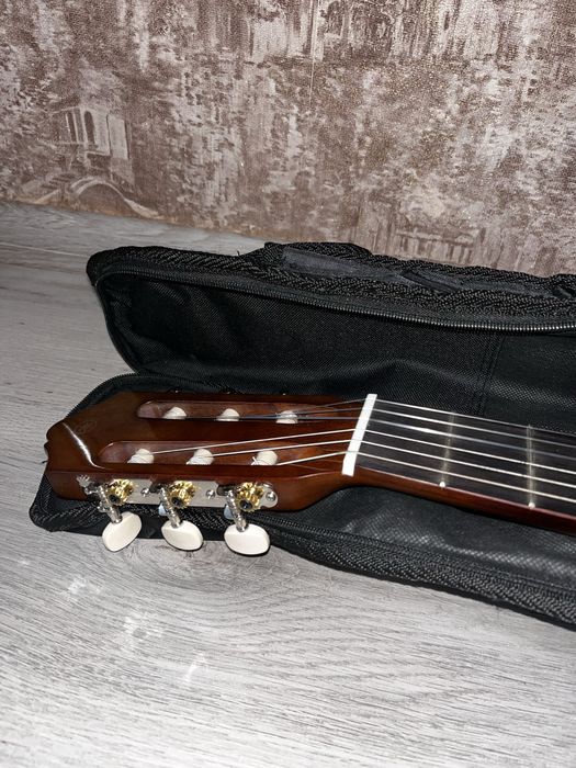 Гітара YAMAHA + чохол