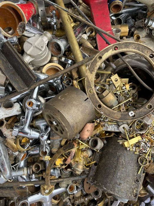 Купуємо мідь, алюміній, латунь, свинець та інші метали. Металобрухт