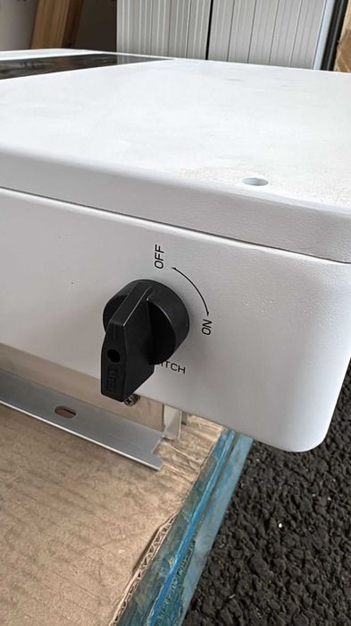 Інвертор гібридний трифазний 15кВт CSE RH3-15K