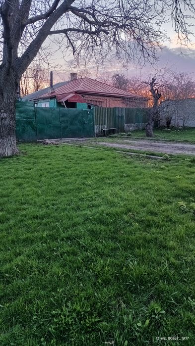 Продам будинок м. Берестин