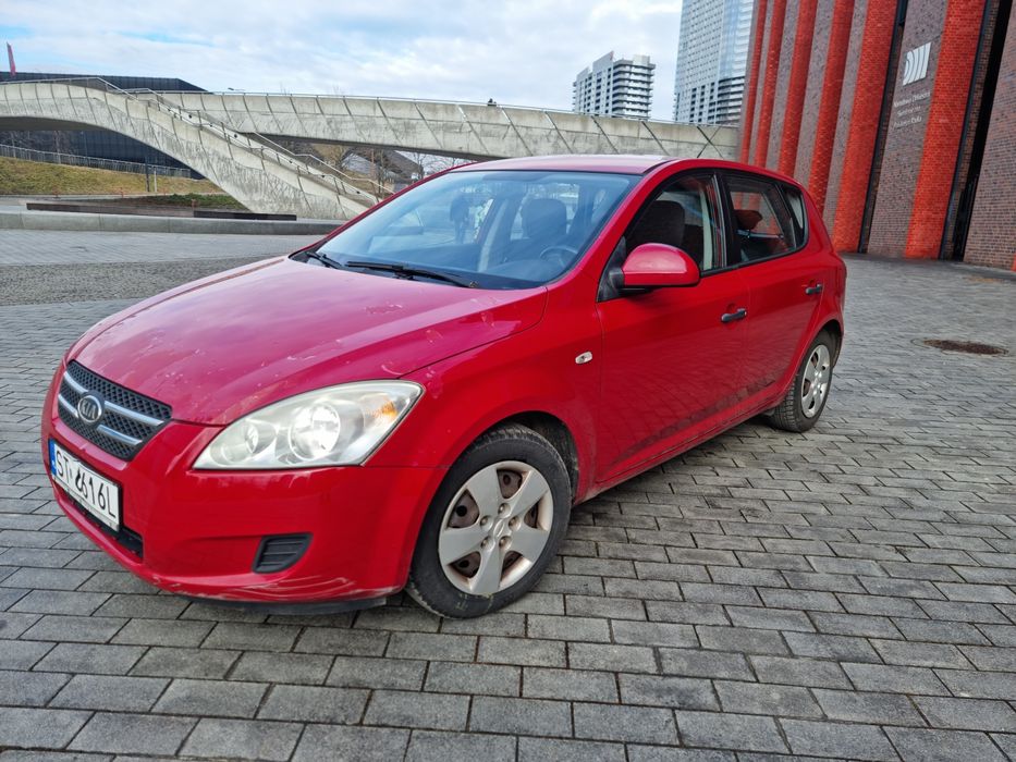 Kia ceed  1.4 200 tys km
