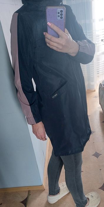 Продаються куртки