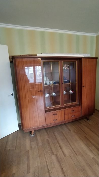 Отдам даром шкаф