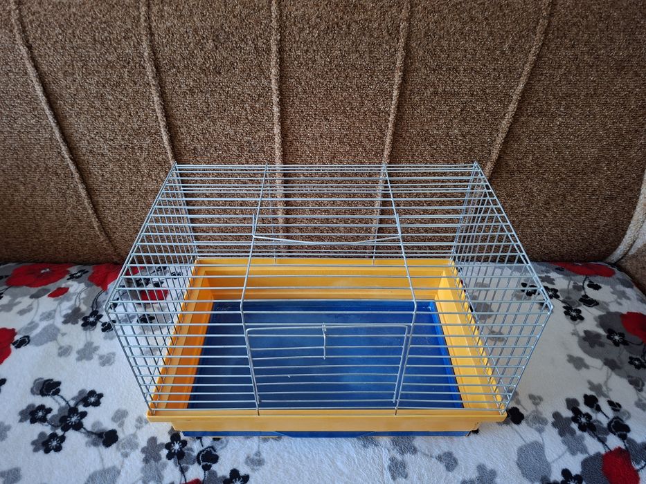 Продам клетку для декоротивного кролика