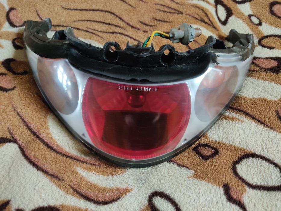 Задний фонарь на скутер Хонда,Китай