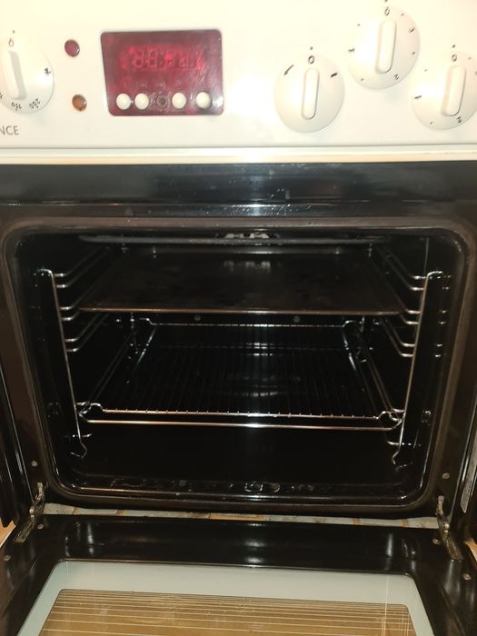 Духовка встроенная