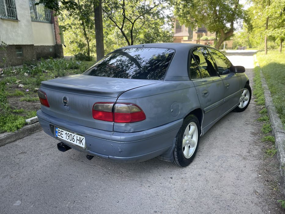 Opel Omega B MV6 3.0 V6