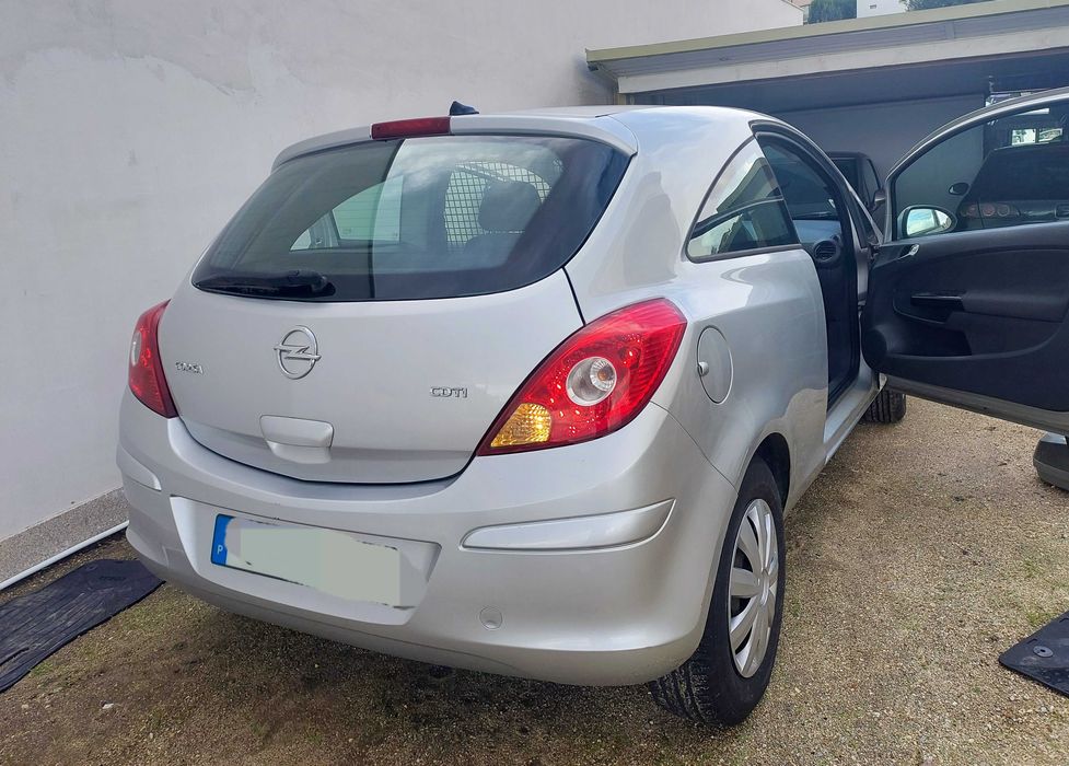 Carro opel corsa