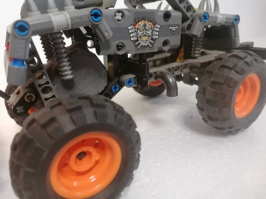 Lego Technic dwa auta