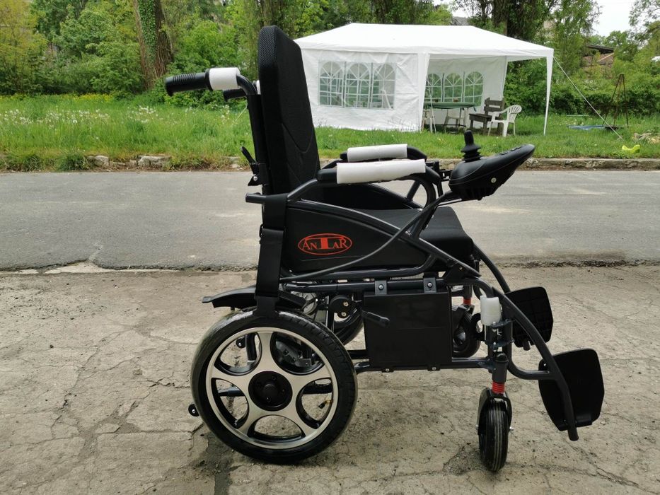 Wozek elektyczny inwalodzki