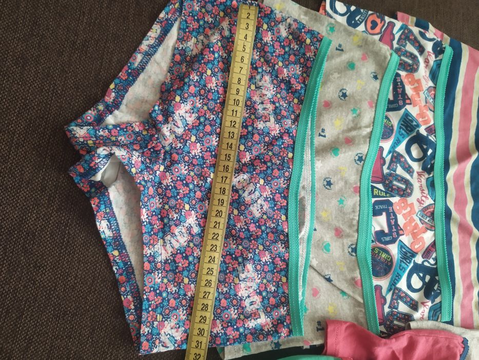 Труси шортики. Розмір  вказаний 10.