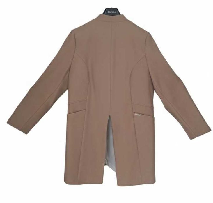 krótki płaszczyk Rozmiar 48