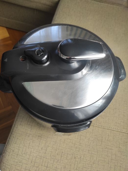 Мультиварка Moulinex EPS05-S1