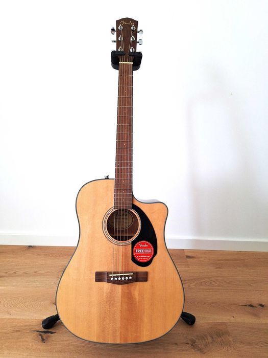 Guitarra Fender CD-60SCE Nat - como nova