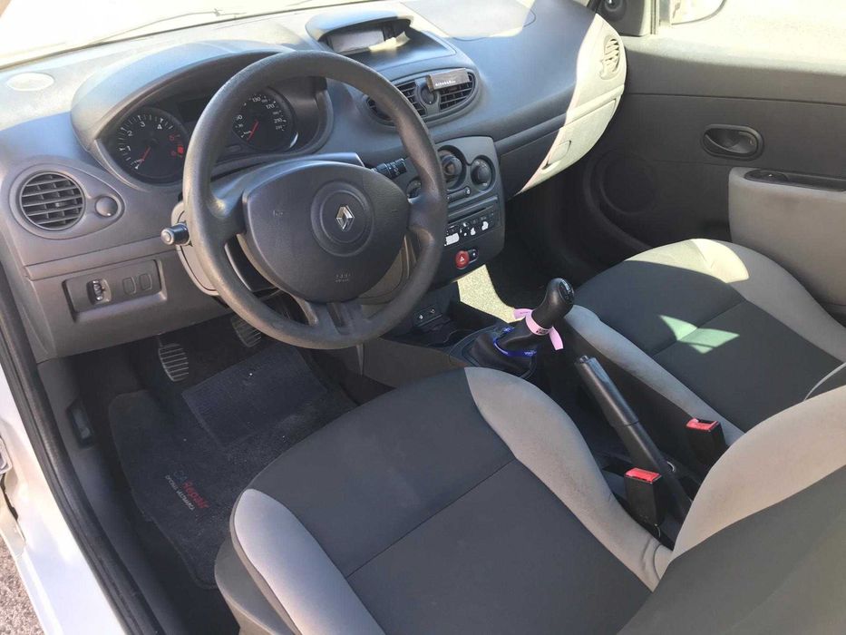 Renault Clio 3  -  1.5 dCi Diesel