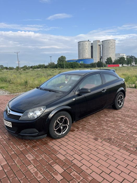 Opel astra h gtc