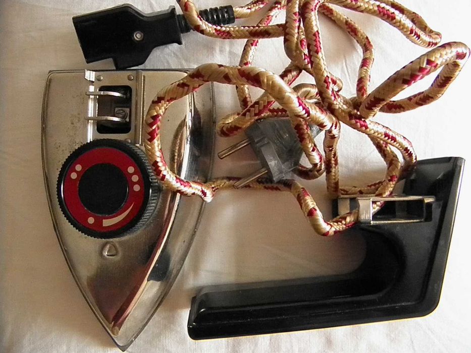 Утюг дорожний "Харків"