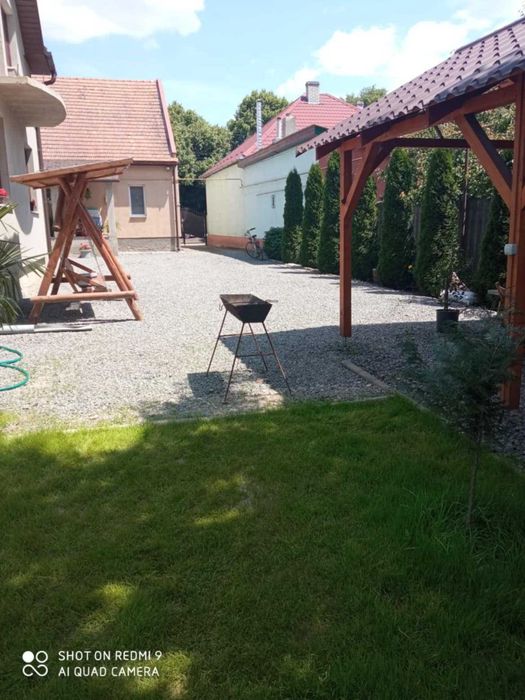 Продам будинок - апартаменти Берегово