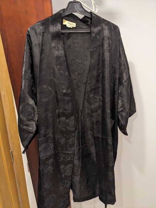 Халат шёлковый. Вьетнам