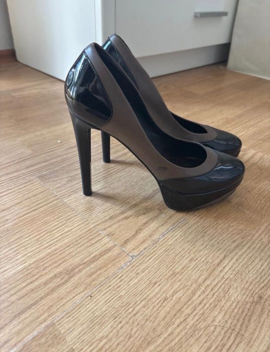 Buty na obcasie/ szpilki