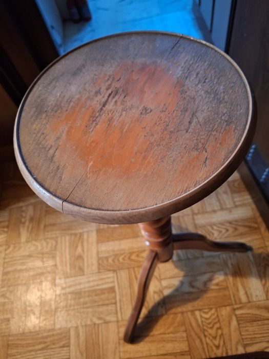 Kwietnik drewniany na kwiaty