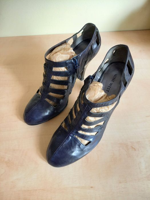 buty damskie NINE WEST stan BDB skóra naturalna - granatowe