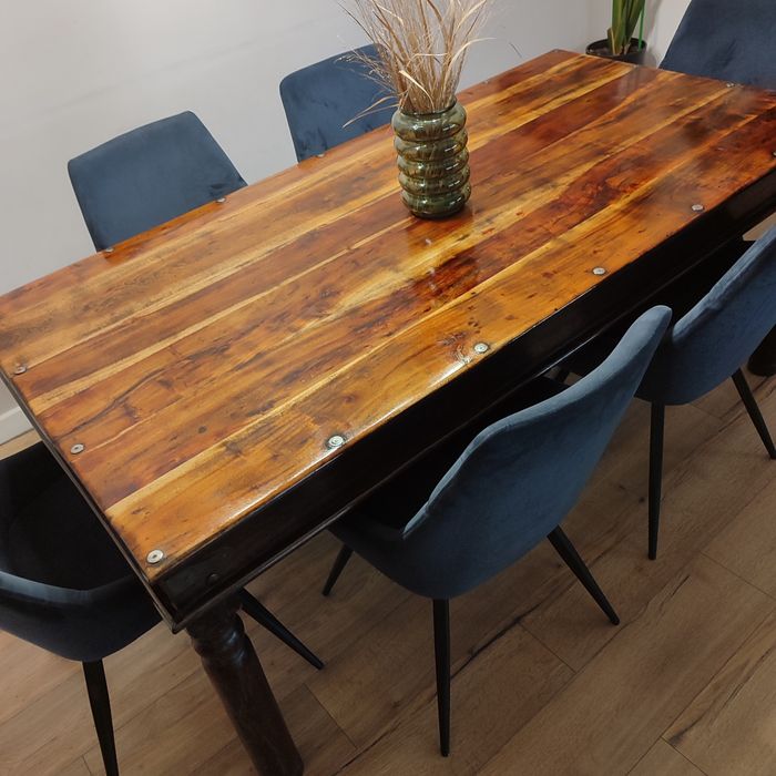 Stół drewno salon jadalnia