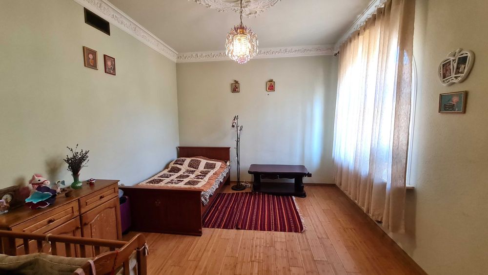 Будинок у Львові р-н вул. Стрийської Преміум Класу для Представництва