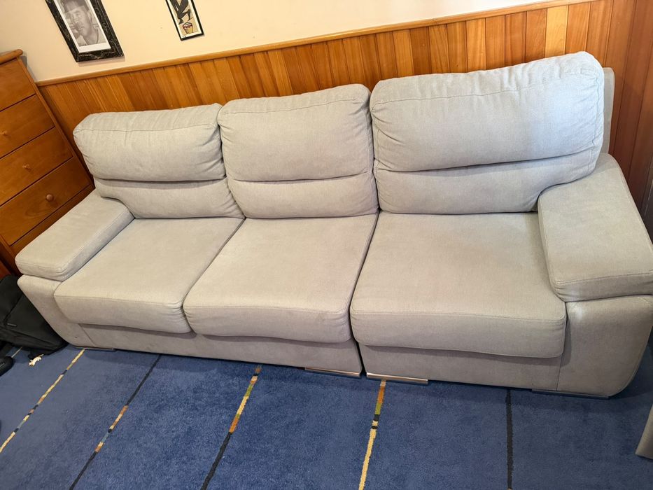 Sofá moderno, elegante