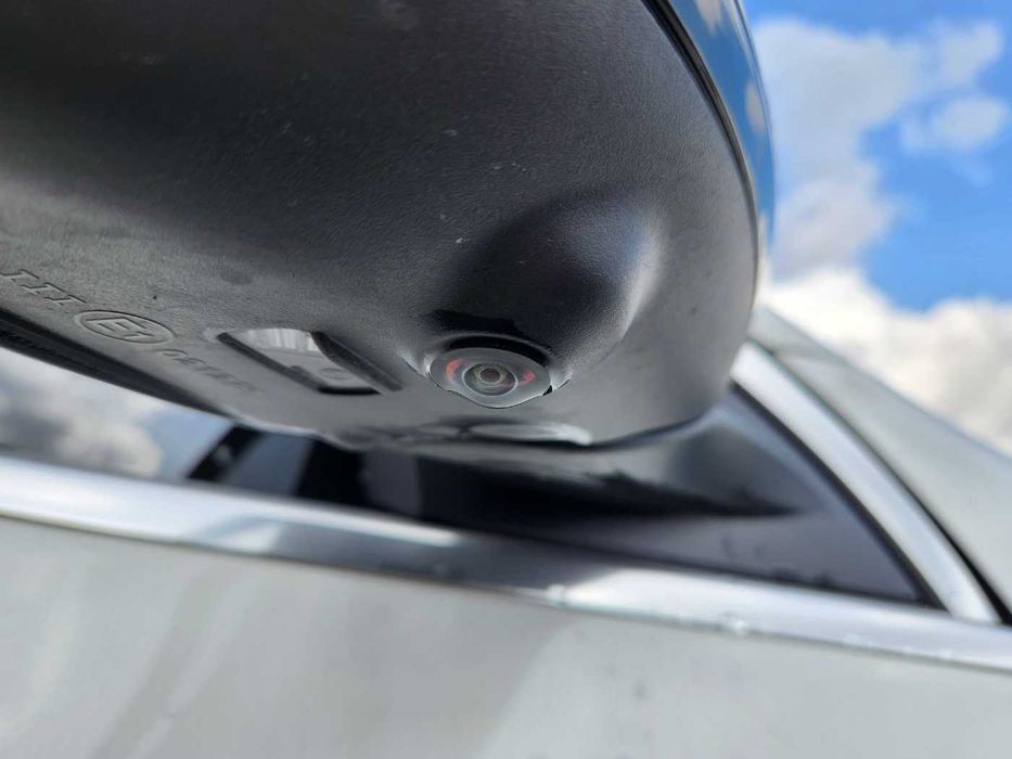 2020 Benz EQC 4MATIC вже на  нашій площадці