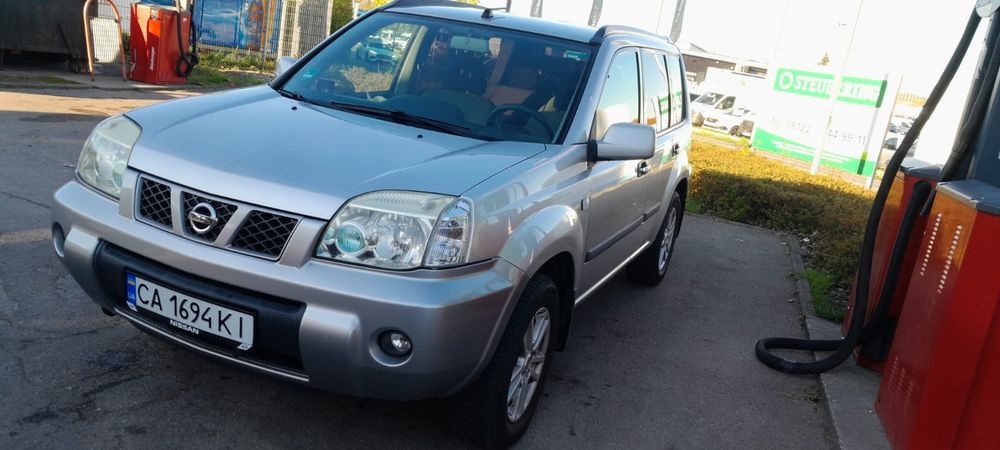 продам nissan x trail
