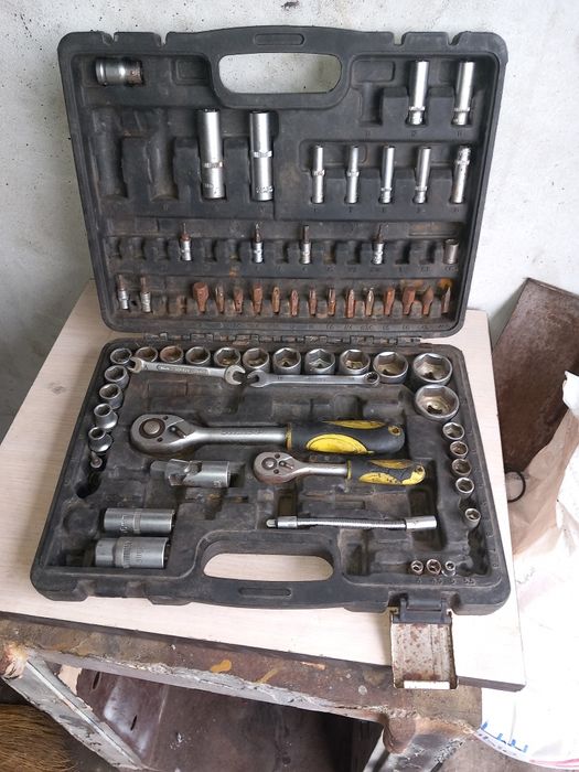 Продам набор инструмента