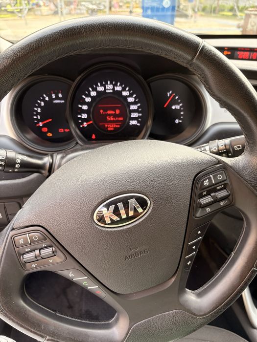 Carrinha Kia Ceed SW More Edition - estimada